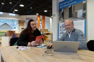 Hou van je Huis-inloopbalie. in de Kringloopwinkels van Schroeder